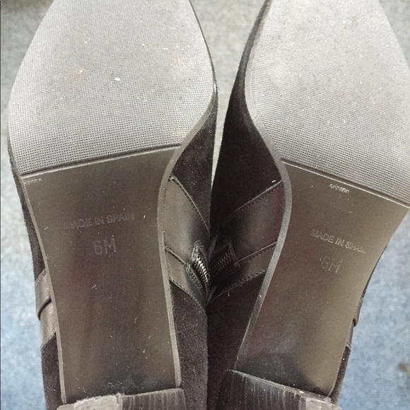 Boots - Picture 4 of 4